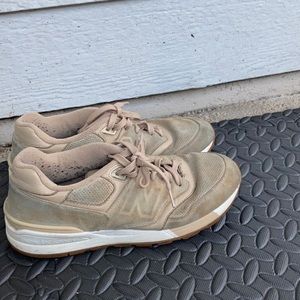 Used! Suede! new balance.